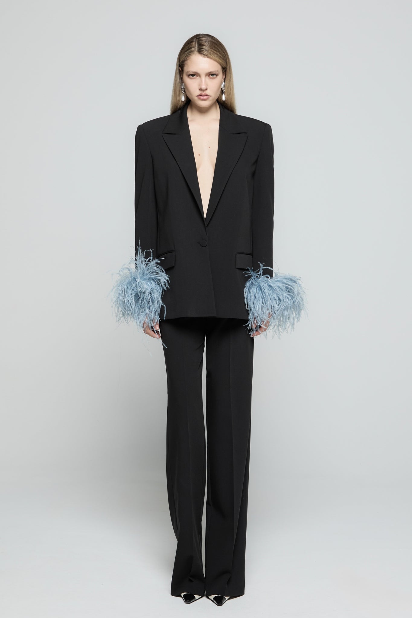 ARES BLACK SUIT