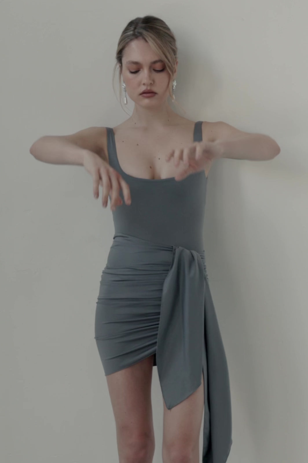 Carica video: CO-ORD STONE